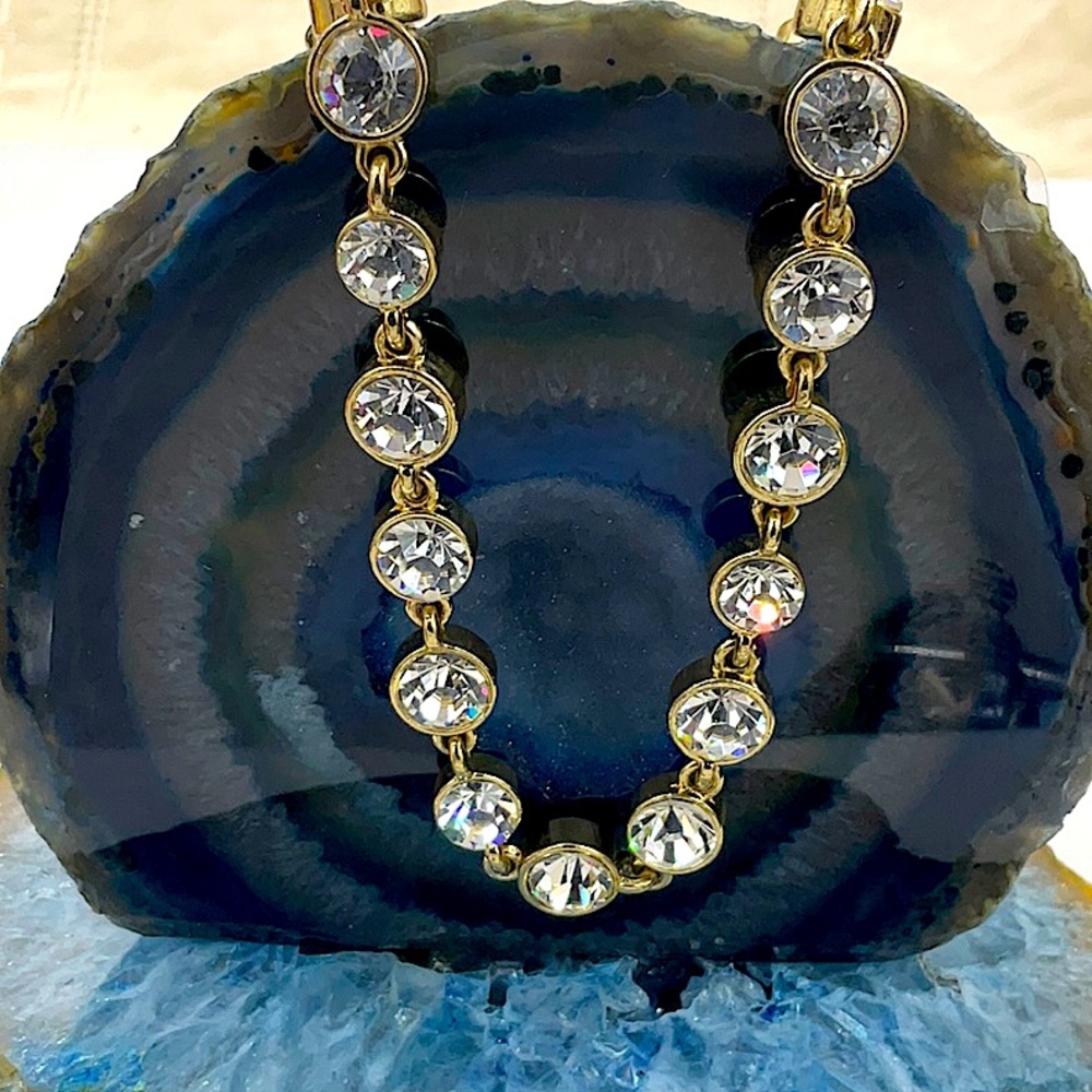 Chico’s 32” Elegant Gold Necklace With 60 Stunning Sparkling Crystals - Picture 7 of 7